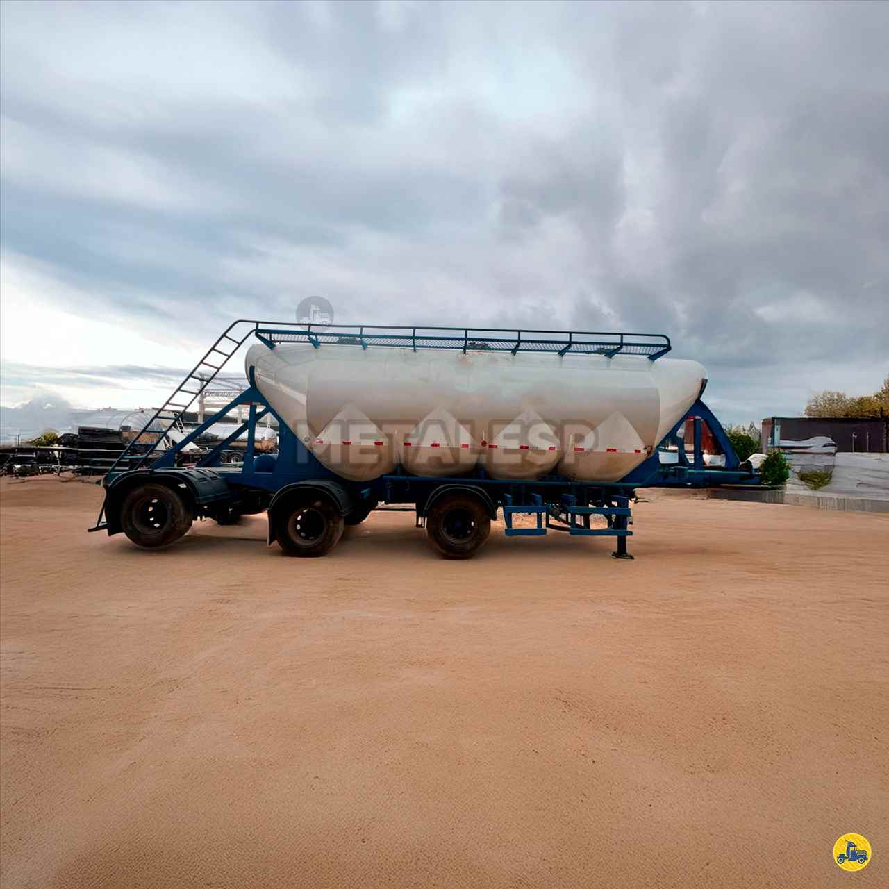 CARRETA SEMI-REBOQUE SILO Metalesp Implementos RIO BRANCO DO SUL PARANÁ PR
